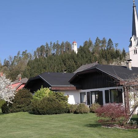V Gemuetliches Gartenhaus Smihel nad Pliberkom Exteriör bild
